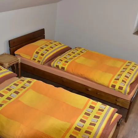 Apartman-hovorany アパート Hovorany