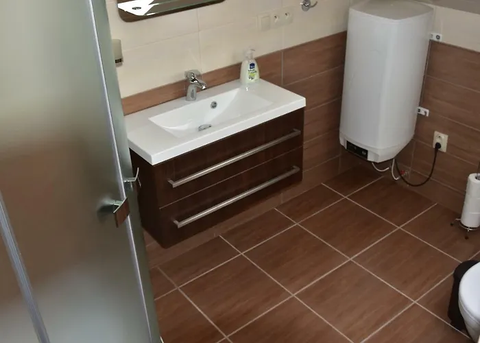 Apartman-hovorany * Hovorany